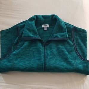 Old Navy fleece vest